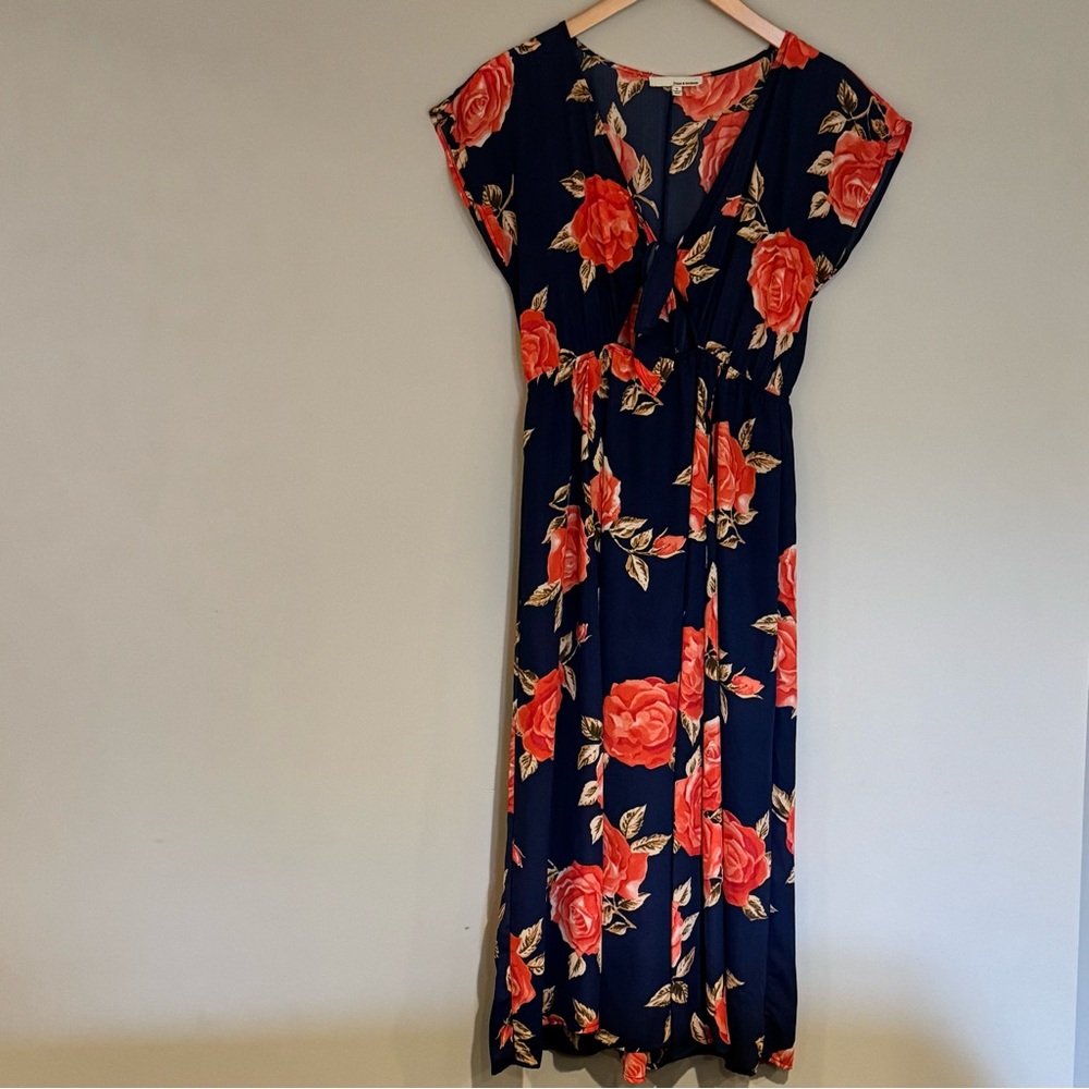 Sweet Summer dress - June & hudson Navy Maxi Dress with Coral Rose Print